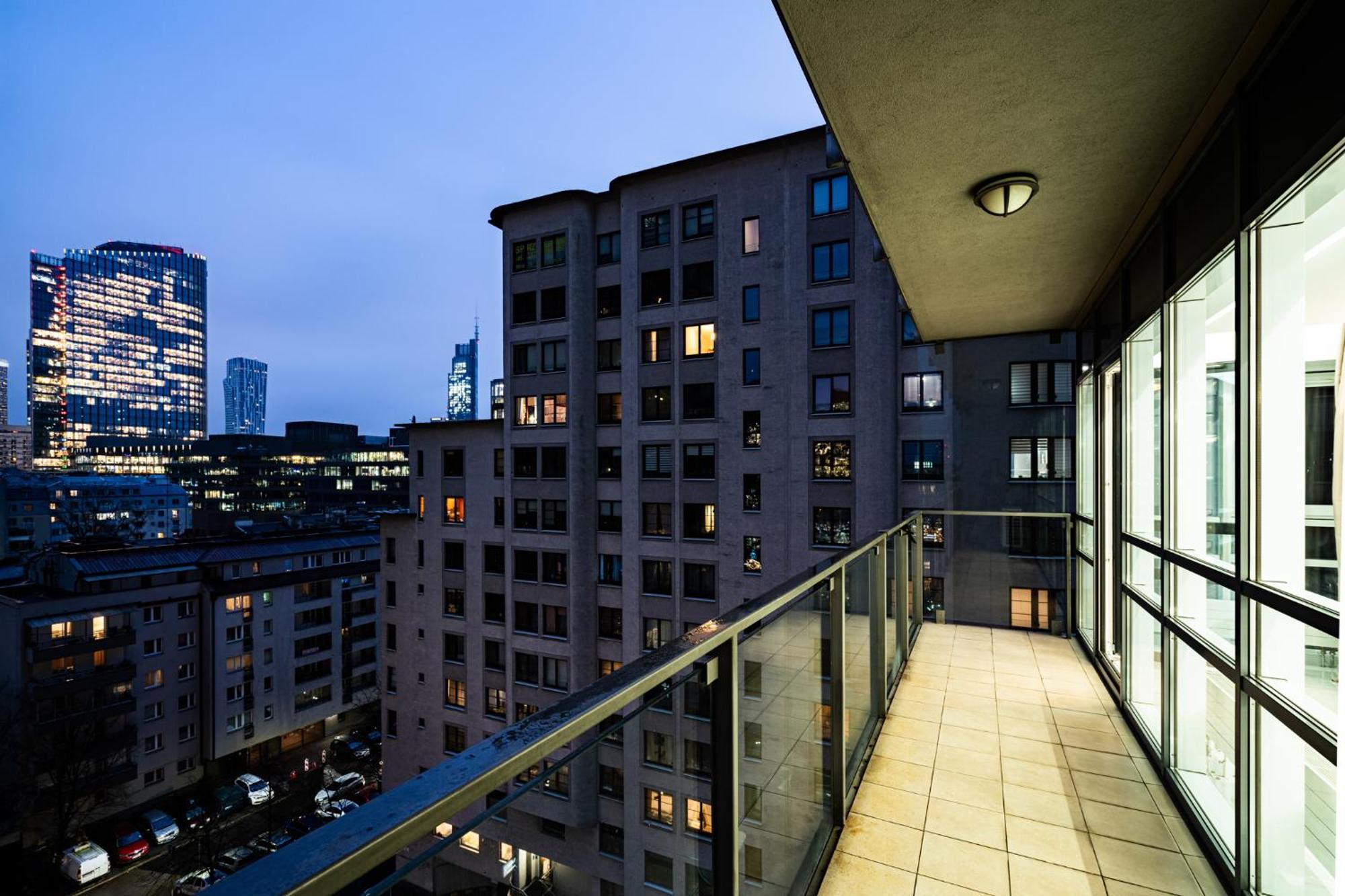Апартаменты Platinum Towers J&K Варшава Номер фото